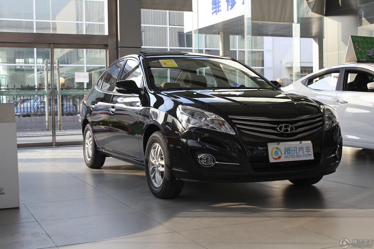 2011款 现代悦动 1.6l mt豪华型