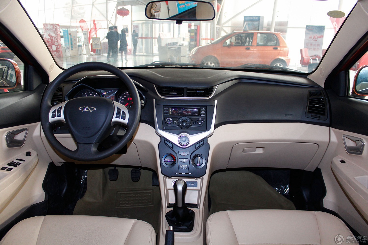 2013款 奇瑞风云2 两厢 1.5l 手动锐意版