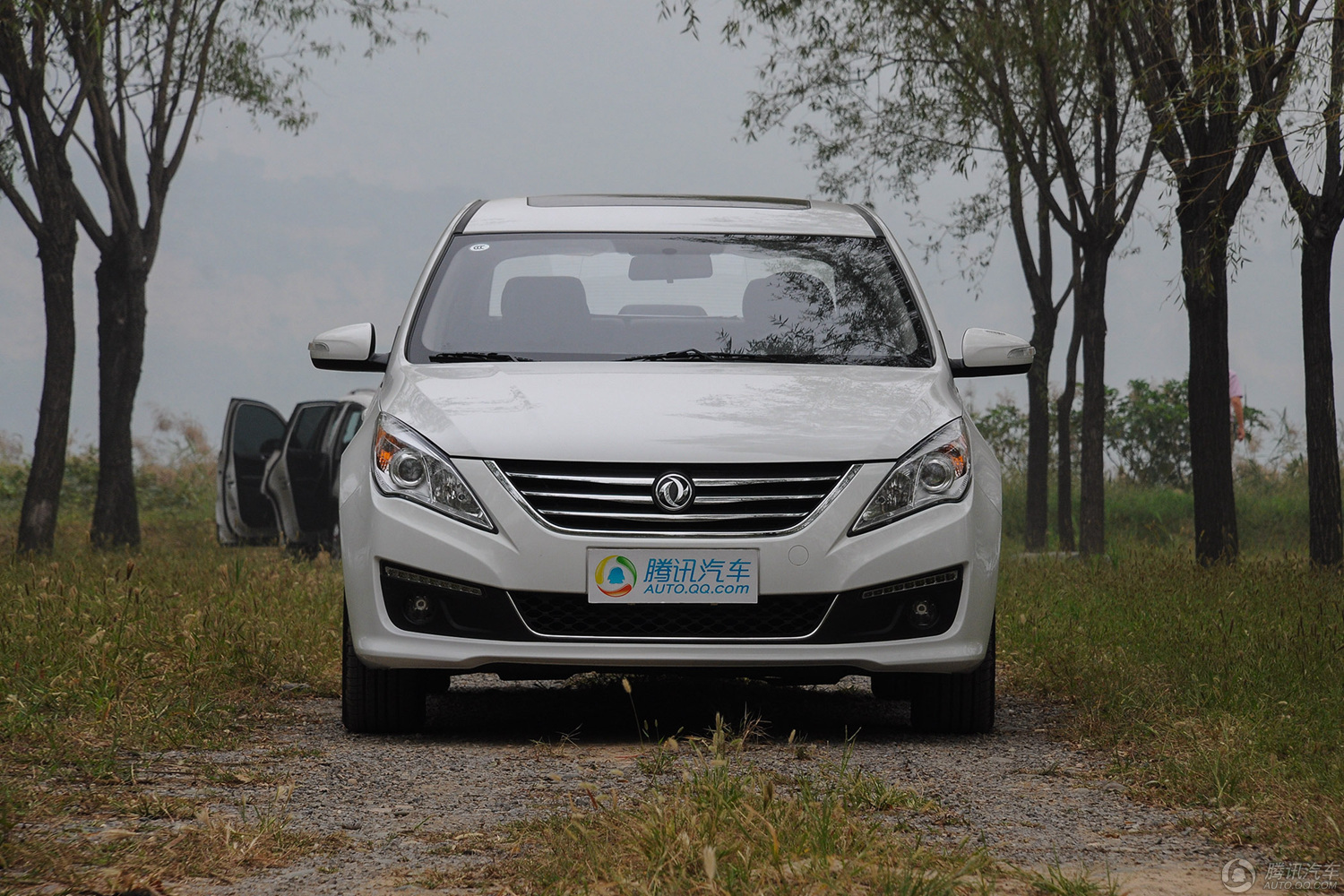 参数配置              车友点评   油耗景逸s50全国最低价:5.