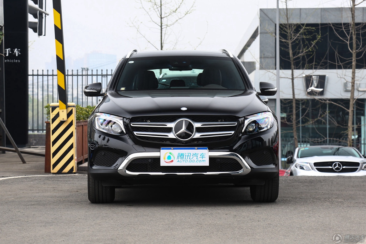 glc400奔驰价格及图片图片