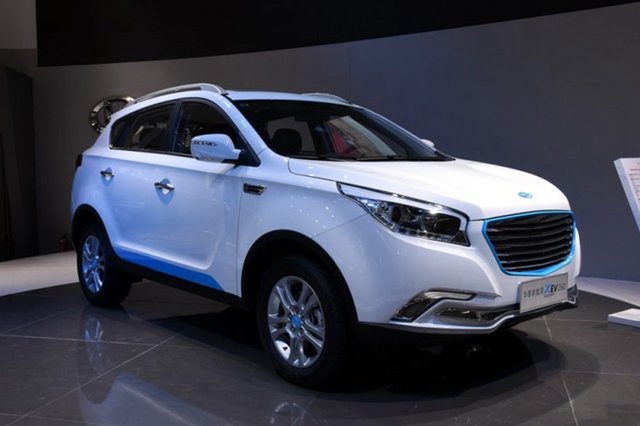 自动播放开关自动播放 2016年北京车展 华泰推出纯电动suv 定名华泰xe