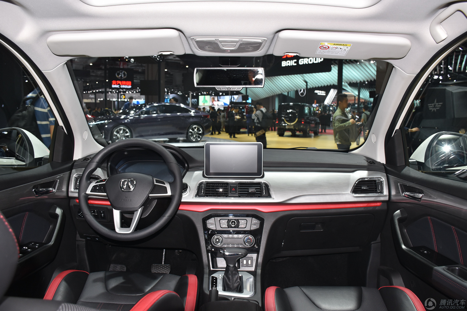 北汽威旺m50f内饰