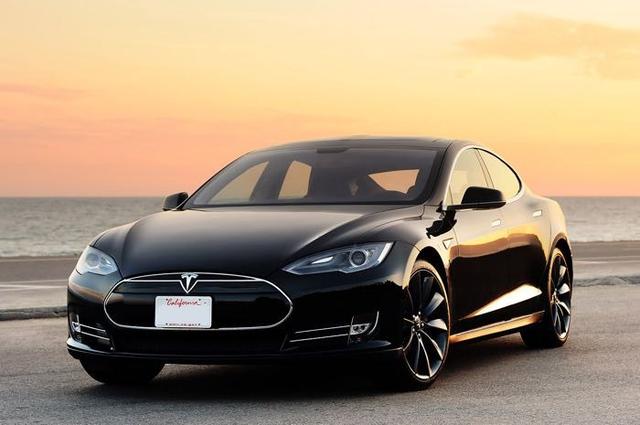 特斯拉确定3月31日发布入门级新车Model 3