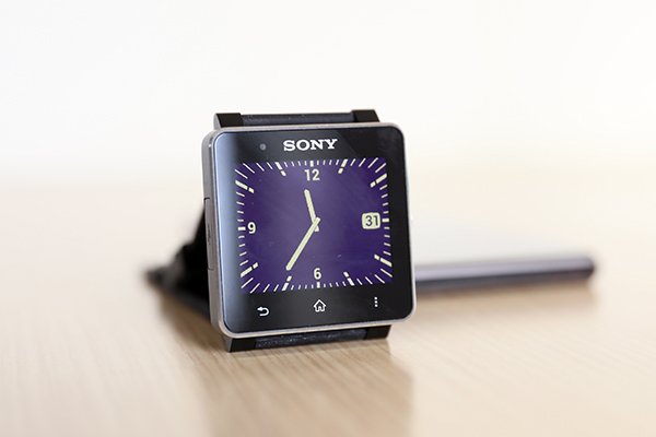 Smartwatch 2飺˫ֵ