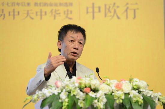 易中天:借助先秦诸子救市之争看管理企业良方