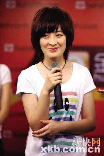 《快樂女聲》3人進10強 跑調選手曾軼可引爭議 (2009-06-28 08:13:41)