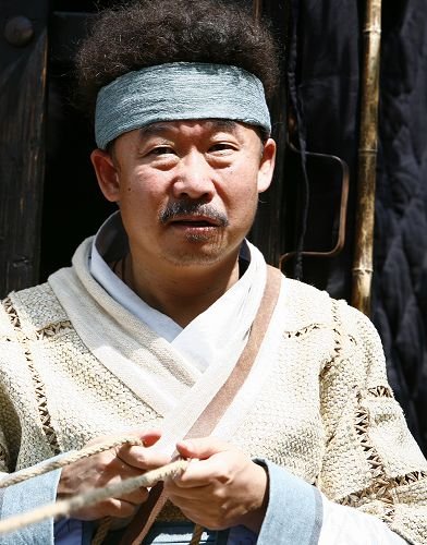 刘桦《熊猫大侠》造型时髦 网友戏称"花菜头"