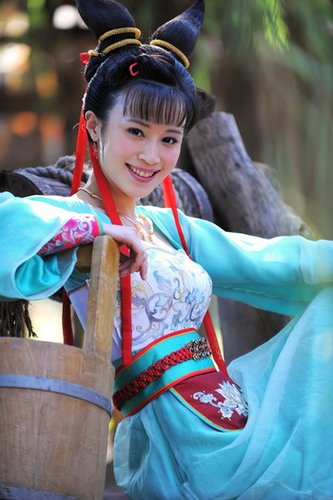 石小群谈《杨贵妃秘史》 拍摄时"痛并快乐着"