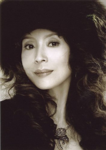 岳秀清迎"第二春" 《婆婆来了》与李修贤相恋