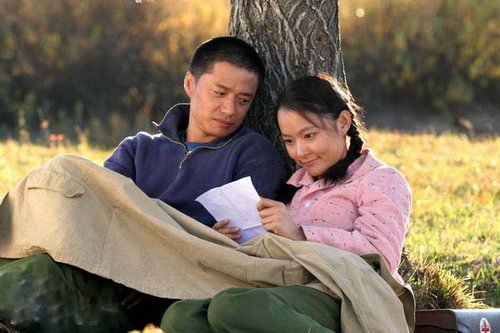 《大院子女》张晶晶牵手段奕宏 对手戏默契十足