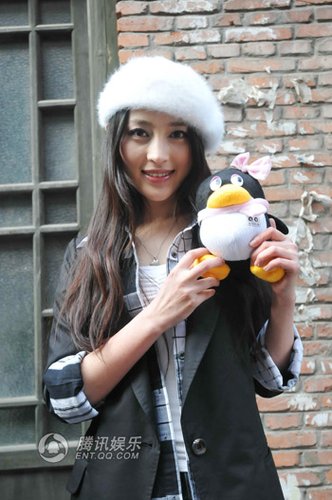 独家:甘婷婷演绎潘金莲 称顶替范冰冰压力很大