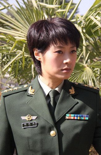 范志博哀伤送别海地英雄 荧屏塑造李钦原型