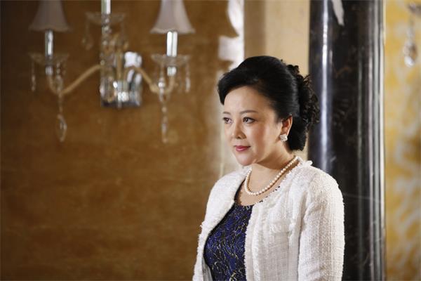 《妻子的秘密》梁丽饰演刘芬芳