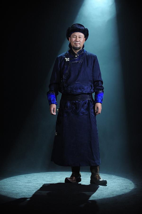 腾格尔携新歌回归 真诚致敬"蒙古汉子"