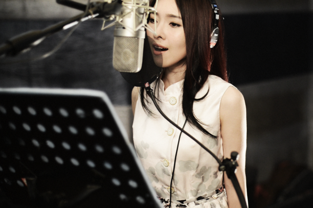 《冰雪奇缘》打造特别版主题曲 中文原唱胡维纳献声