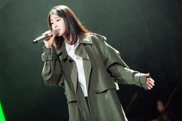 张碧晨在歌手的排名_张碧晨歌手(2)