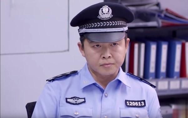 林鹏三剧齐播出演《我不是精英》"重回警界"