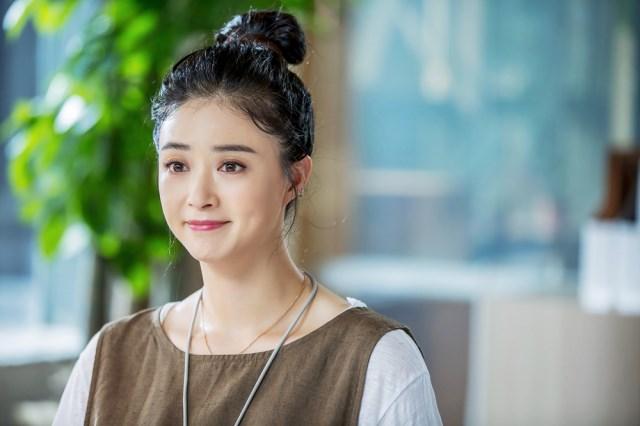 蒋欣《盲约》热播 夏天因自卑患约会恐惧症