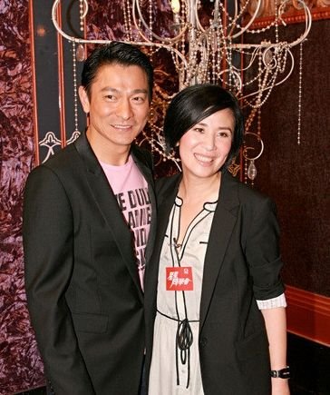 刘德华满足吴君如"兽欲" 被林子祥上台追旧债