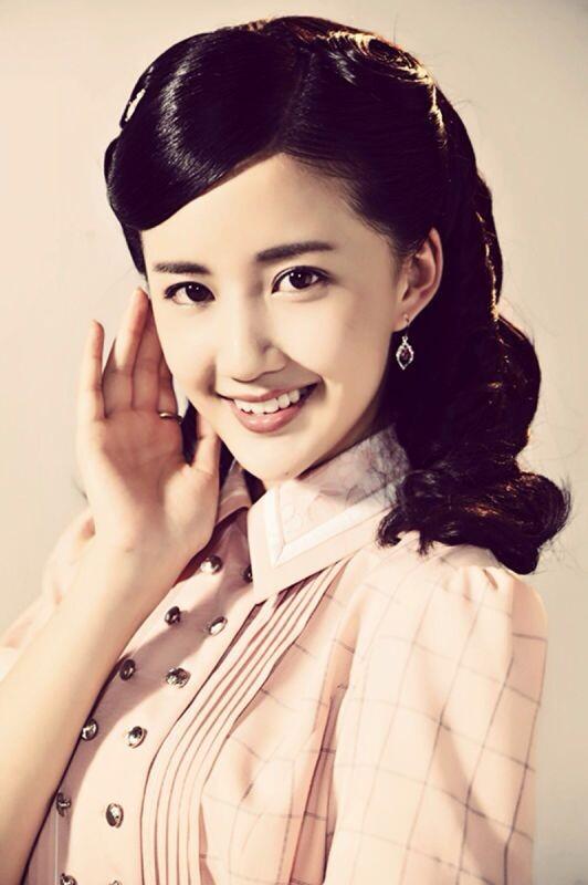 陈欣予《破阵》亮相颁奖礼 林家女孩变身熟女神