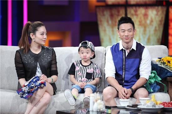 暖心萌神杨阳洋做客《静距离》:我全国粉丝不少