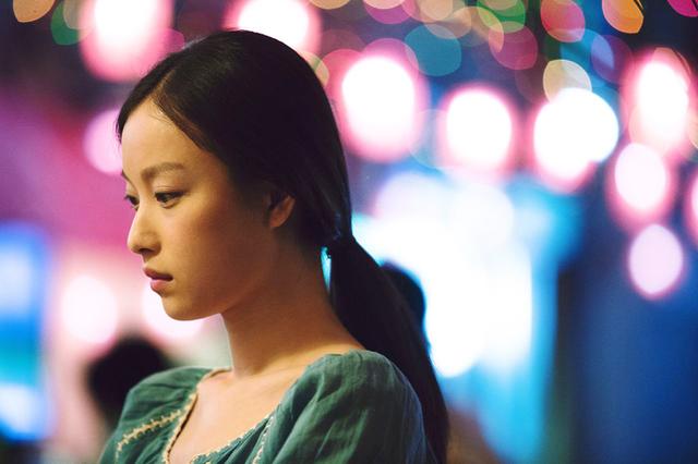 腾讯娱乐讯在据九夜茴同名小说改编的电影《匆匆那年》中,倪妮和