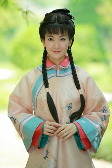 娱乐新闻   腾讯娱乐讯 电视剧《新京华烟云》于昨晚在云南卫视黄金档