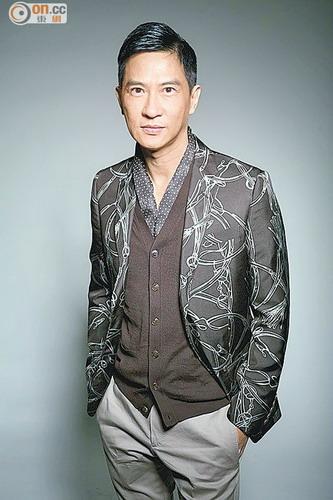 张家辉与英皇约满签新公司 陈慧琳欢迎新同门