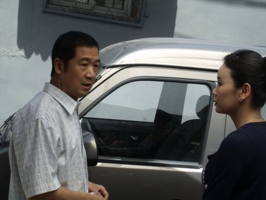 《抬头见喜》热播 张国立与齐千郡争富二代儿子