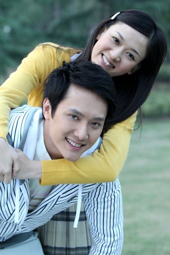 《佳期如梦》评论两极 冯绍峰饰孟和平最受认可