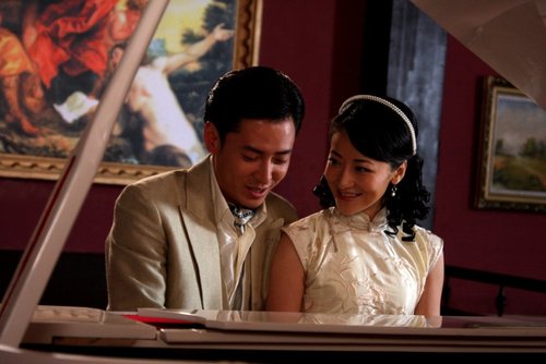 《红尘丽影》陈紫函与韩栋 腾讯娱乐讯 大型悲情励志豪华电视剧