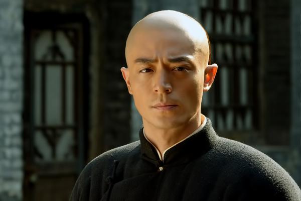 霍建华镖门杀青与刘安顺合二为一