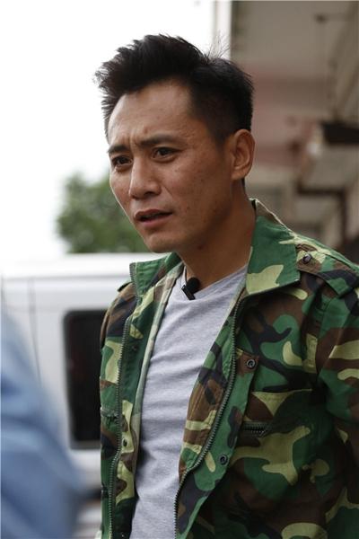 爸爸3刘烨变土帅民工卖儿子换冰箱