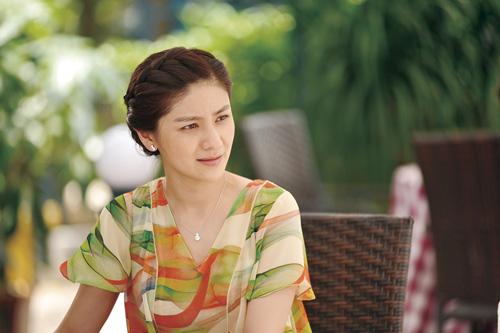 《亚丁湾》胡可"托孤"引泪奔 军嫂也有脆弱时