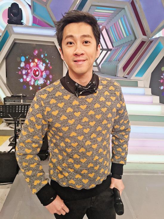 娱乐八卦综艺女主持人pk 陈汉典:小s当然比谢娜好笑