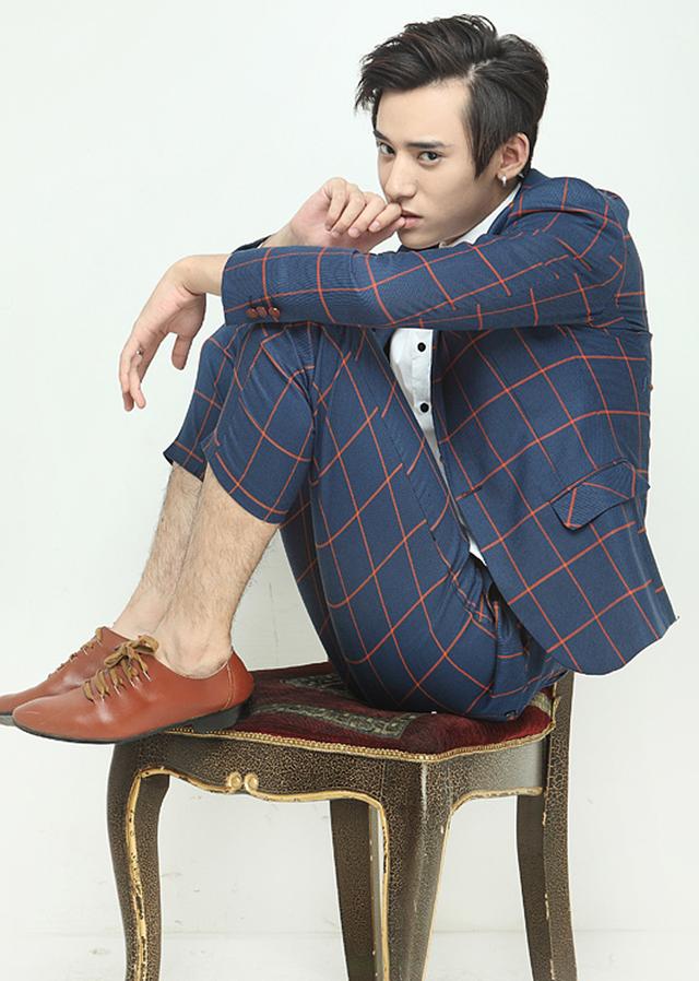 《再见美人鱼》人物揭秘 小公举李嘉雯献吻金瀚_娱乐_腾讯网