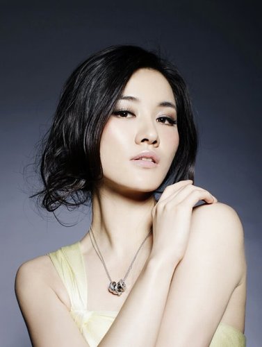 邢宇菲《虎穴锄奸》热播 不担心角色太悲苦