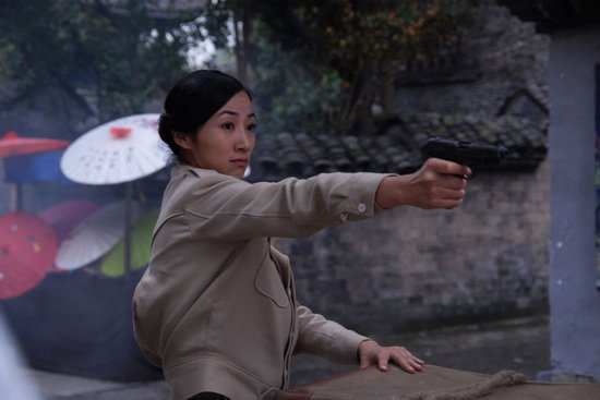 《代号十三钗》美女枪战引爆话题 粉色暴力升级