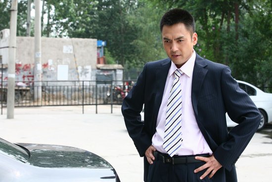 朱宏嘉《别样幸福》身陷女人堆