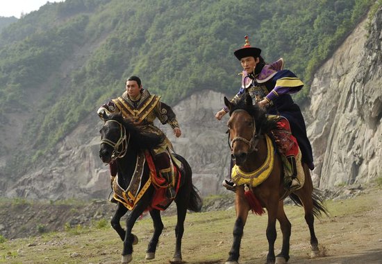 《鹿鼎记》杀青 动作导演陈伟滔满意主演表现