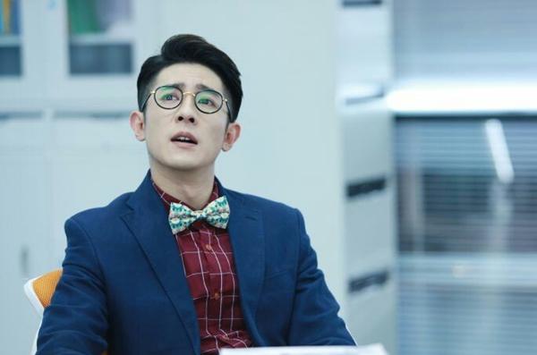 季肖冰《狐狸的夏天》杀青 颠覆出演逗比男神