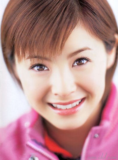 [明星新闻]松浦亚弥即将出嫁 与橘庆太结束12年爱情长跑