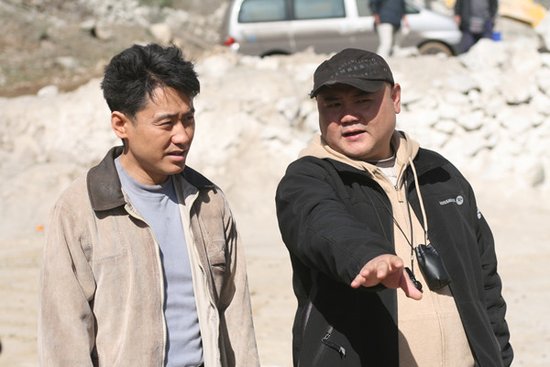 [电影资讯]《人山人海》:银狮奖光芒背后的蔡尚君