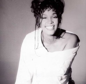 黑人歌唱天后惠特尼休斯顿(whitney houston)于美国时间2月11
