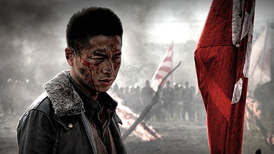 > 《战旗》热播 "金太狼"王雷变身扛"战旗"  王雷《战旗》剧照 精彩