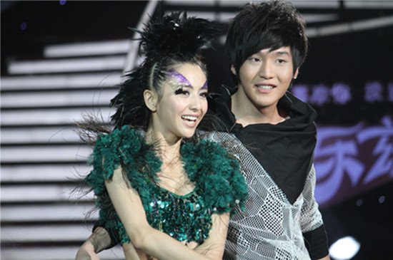 白鹿晨杨建平出局 李炜搭档佟丽娅被赞超登对