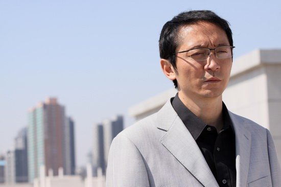 悬疑剧《手术刀》杀青 安泽豪深陷感情迷雾