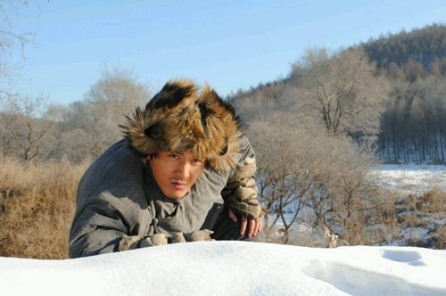 [电视新闻]《冬日惊雷》央八完美收官 滕文昊饰反派获赞