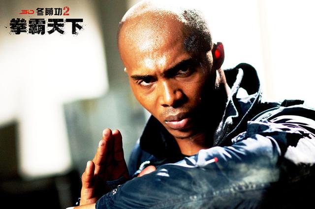 好看的电影 3d《冬荫功2》托尼·贾施展真功夫 卖萌添笑果