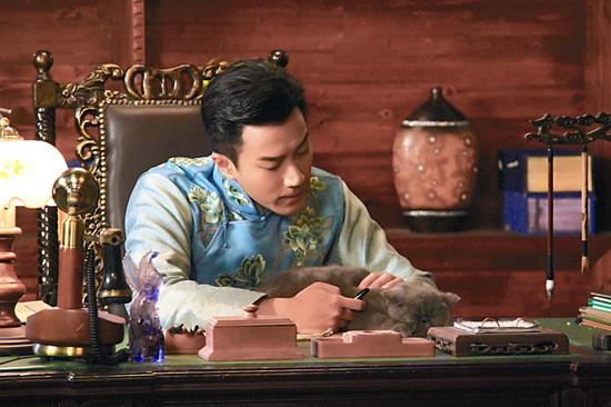 《抓住彩虹的男人》热拍 刘恺威抱猫柔情似水